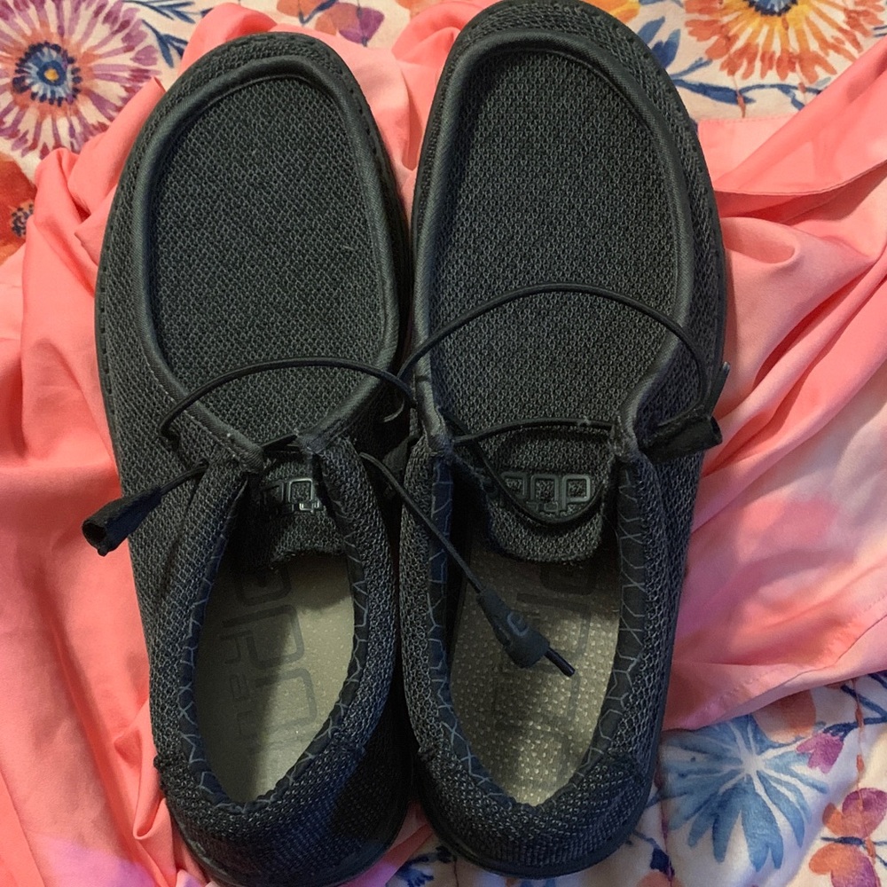 Puma Kids Slip-On Sneakers in Charcoal Black